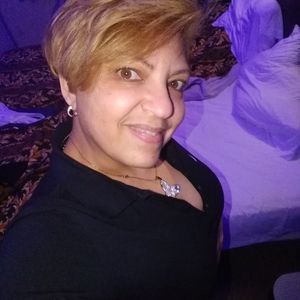 Meet your Posher, Aracelis